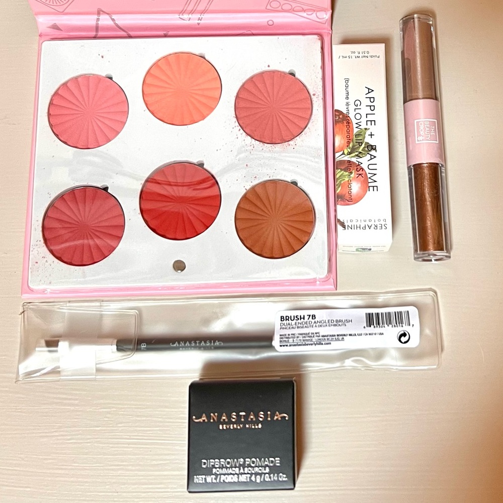 Makeup Lot- Anastasia Brow Gel. Lip Mask. Blush Face Pallet. Liquid Eyeshadow.